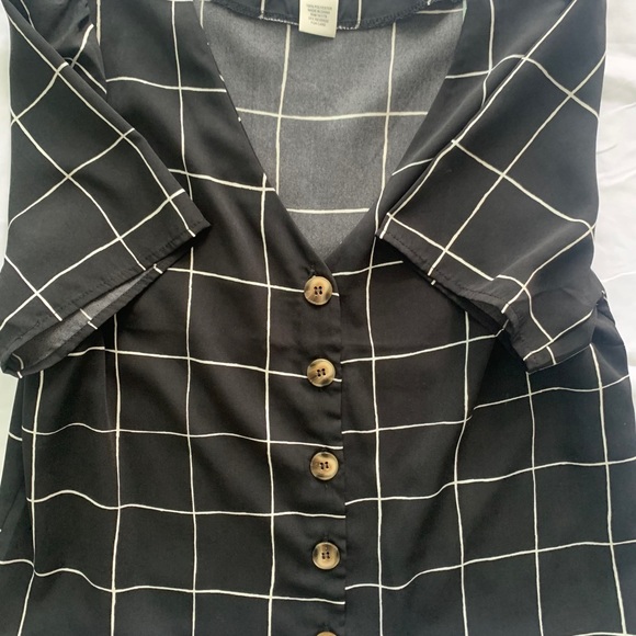 Super cute print blouse - Picture 2 of 3